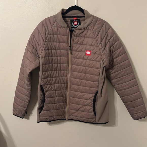 686 Thermal Puff Jacket - Picture 1 of 8